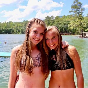 Meet your Posher, Riley